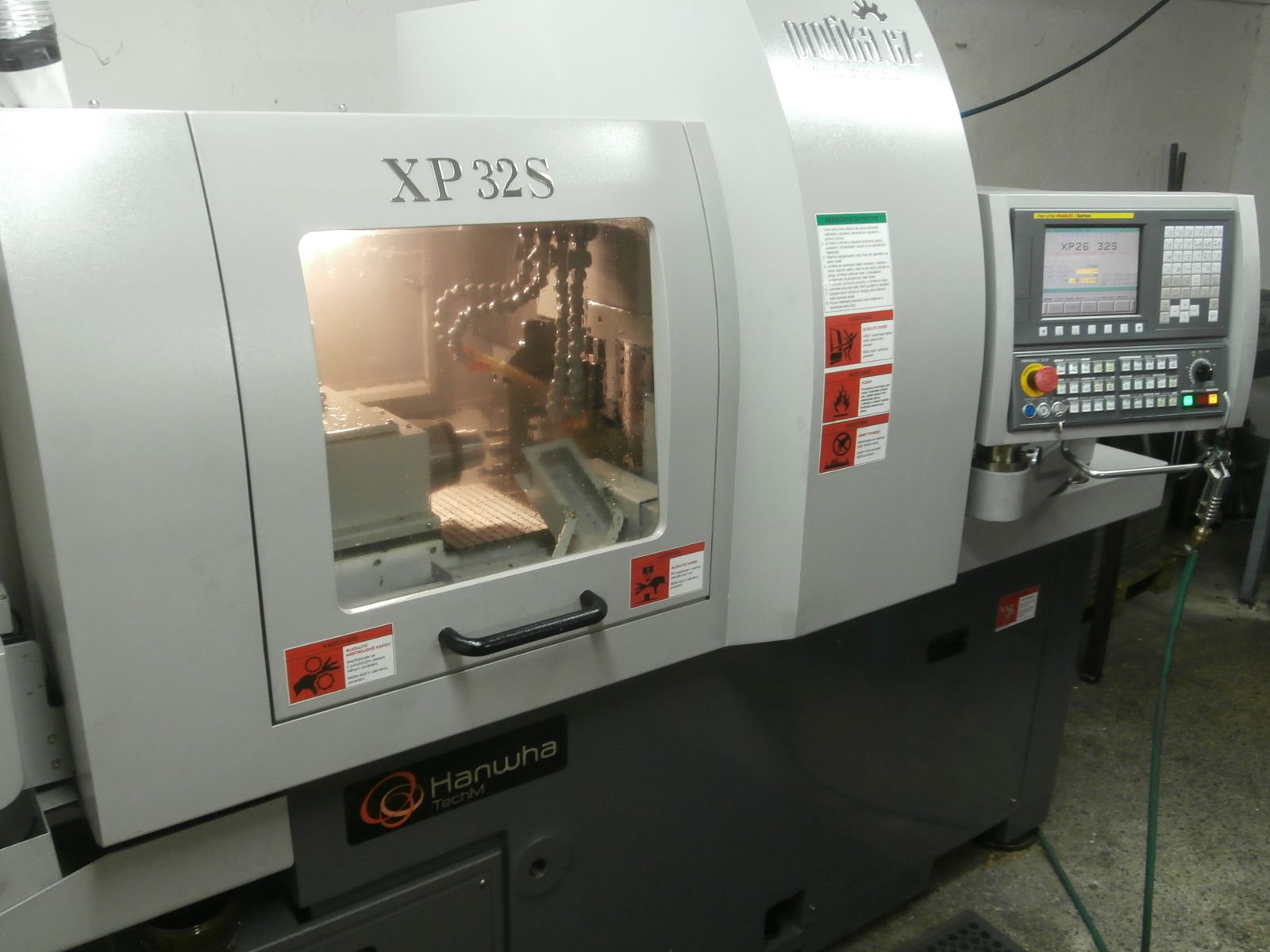 Hanwha XP32S станок